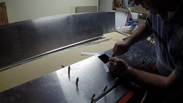 Aileron Trim Tab смотреть онлайн