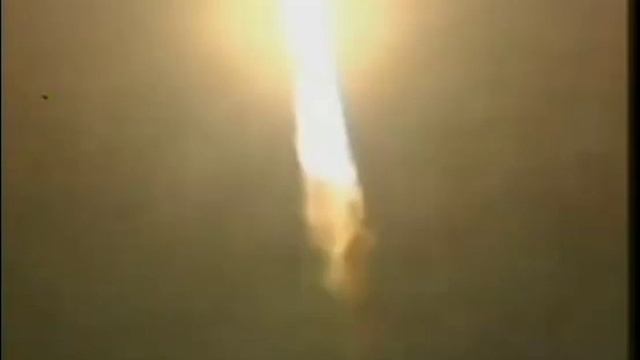 LIFTOFF of the Zenit rocket with the Phobos-Grunt probe bound for Mars' moon Phobos смотреть онлайн