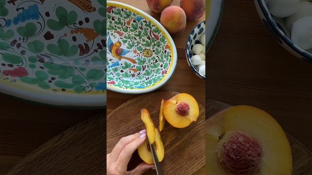 Яркий салат с персиками смотреть онлайн