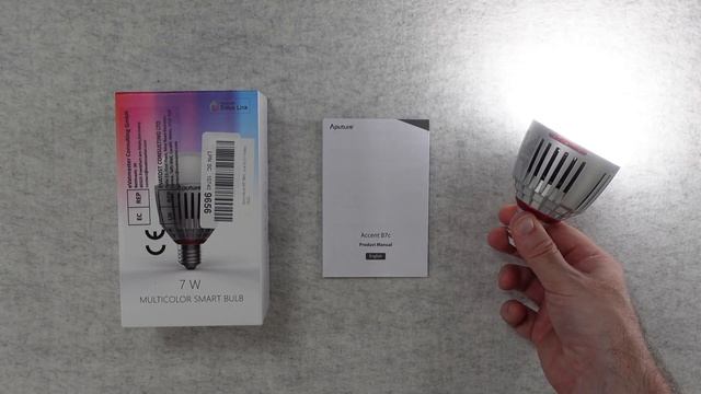 Aputure Accent B7c Smart Bulb Review for Video Production смотреть онлайн