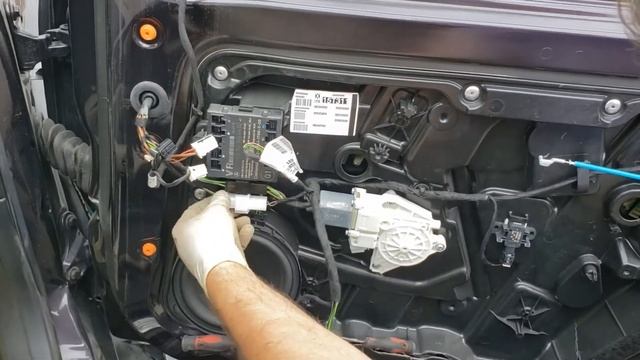2015-2020 Mercedes X156 GLA250 GLA200 GLA45 HOW TO REMOVE FRONT WINDOW REGULATOR, DOOR ACTUATOR, DO