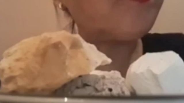 ем Мел ммммм и Глину смотреть онлайн