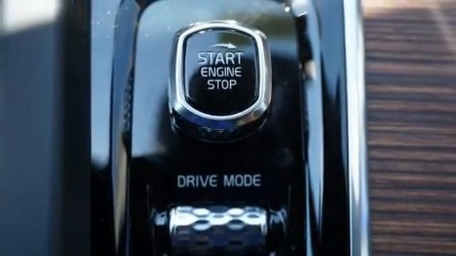 2020 Volvo XC60 Hybrid T8 Inscription in Houston, TX 77034 смотреть онлайн