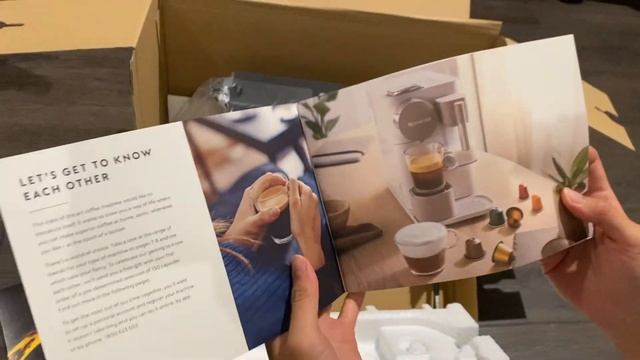 Unboxing the... NESPRESSO MINI ESSENZA in BLACK! смотреть онлайн