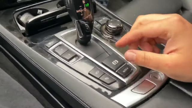 Launch X431 V+ 4.0 Feststellbremse in Werkstattmodus versetzen um die Bremsbeläge zu erneuern￼ смотреть онлайн