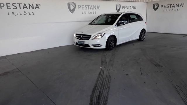 Mercedes Benz B200 CGI - 2012/2013 смотреть онлайн