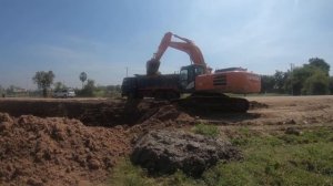 Excavator Hitachi 330Lc So Slow Working