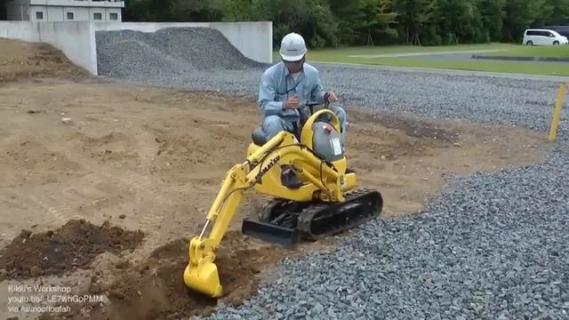 Komatsu PC 01 mini excavator смотреть онлайн