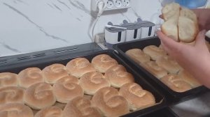 Цветы не радуют. На ужин щука. Булки 🥨 получились.