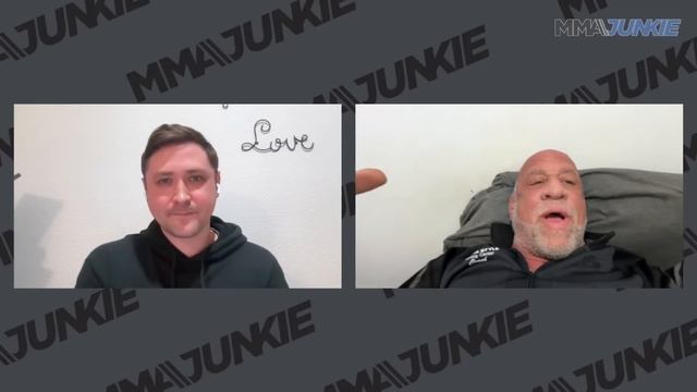 Mark Coleman Recounts Near-Death House Fire, Unsure If He'll Present BMF Title at UFC 300 смотреть онлайн