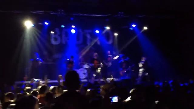 BRUTTO live in Kiev - Священный огонь (Cover) смотреть онлайн