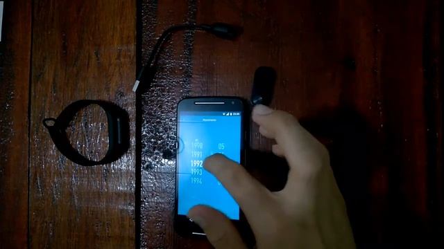 Mi Band 2: Unboxing e primeiras impressões. смотреть онлайн