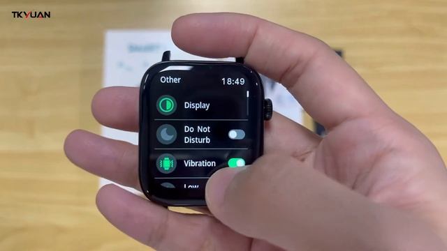 Twinkler TKY-T49 BT Call Smart Watch смотреть онлайн