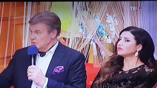 ПРИЮТ КОМЕДИАНТОВ-6! смотреть онлайн