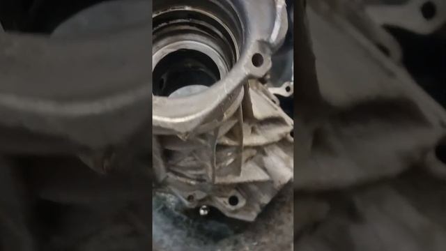 VW TOUAREG NF. замена подшипников переднего моста. смотреть онлайн