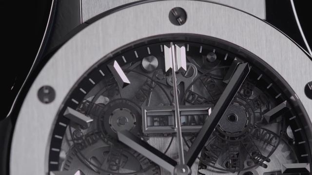 CLASSIC FUSION AEROFUSION MOONPHASE TITANIUM смотреть онлайн