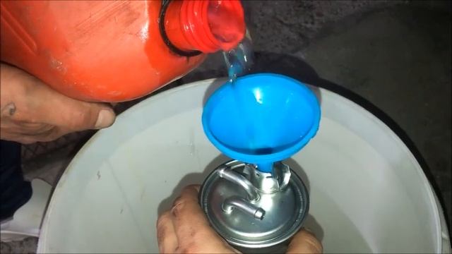 Cambio Filtro gasoleo VW Polo 3 (6N1) смотреть онлайн