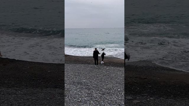 СОЧИ. Пляж "Маяк". Набережная. 13 марта. смотреть онлайн