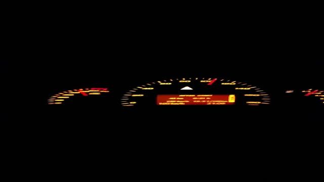 Mercedes Benz W203 C32 AMG FlatOut 0-150mph смотреть онлайн