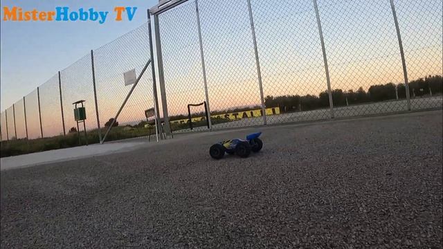 Questa Buggy BRUSHLESS RTR costa solo 115 euro ed è totalmente in ALLUMINIO, diventa anche un TRUGG смотреть онлайн
