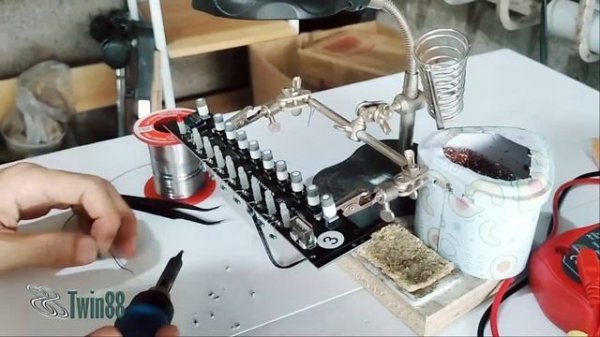 DBX Power Sequencer DL-208B Mods Small issue Fix