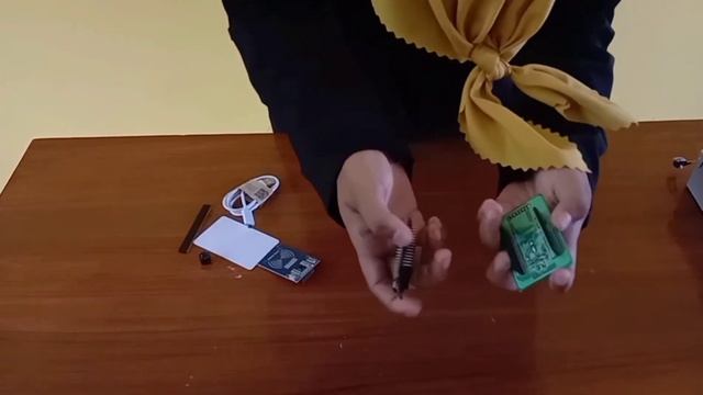 Penjelasan Dan Perakitan Sistem absensi RFID (ROSILAH XI TEI 1) смотреть онлайн