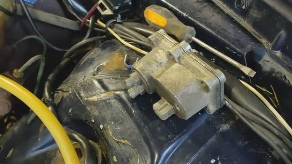 W123 230E m102 
Настройка РУД (Регулятора Управляющего Давления)