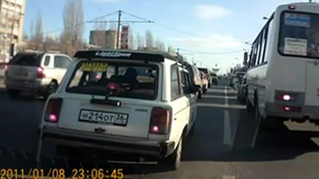 ДТП. Блондику убила фура))) смотреть всем смотреть онлайн