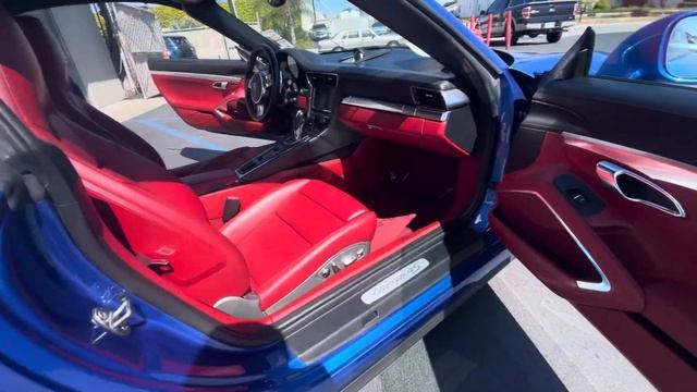B6595 2015 Porsche 911 Targa 4S Interior смотреть онлайн