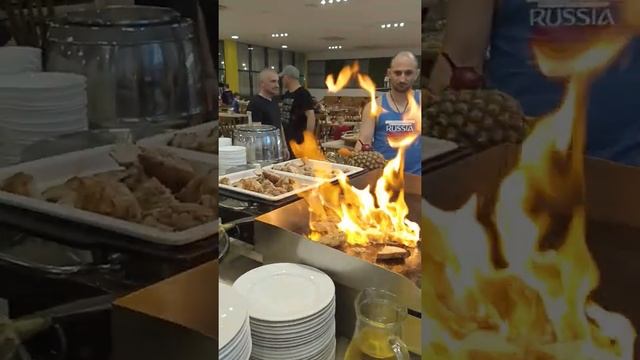 ужин в Бетон брют, Анапа смотреть онлайн