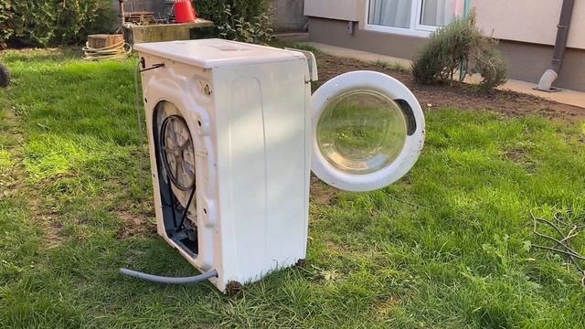 Candy SmartTouch VS BRICKS! (Part 2)