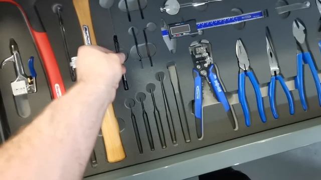 Snap On Tools - Apprentice Starter Kit Toolbox Tour смотреть онлайн