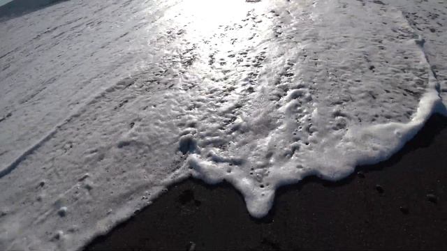 АДЛЕР. Волны. Пляж "Чайка" Набережная. Мандарин .. смотреть онлайн