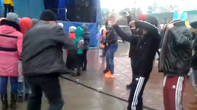 Бомжи-олкоголики жгут. смотреть онлайн