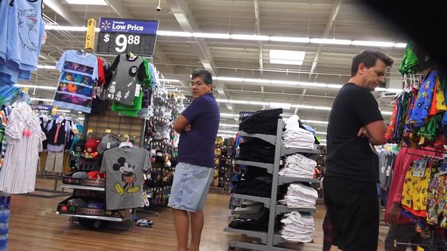 Farting on People at Walmart with The Pooter "ON NO YOU DIDN'T!" | Jack Vale смотреть онлайн