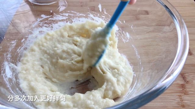酥脆香糯 早餐土豆饼最高级的做法 这个关键馅料 做好就被吃光光！ смотреть онлайн
