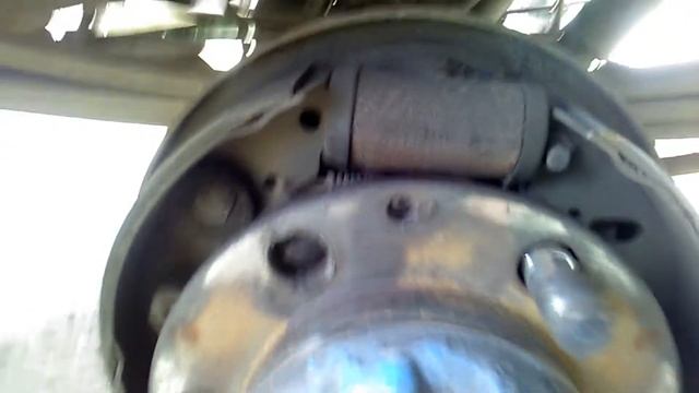 Как поменять шпильку задней ступицы Газель смотреть онлайн