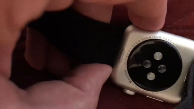 HOW TO CHANGE APPLE WATCH BAND? смотреть онлайн