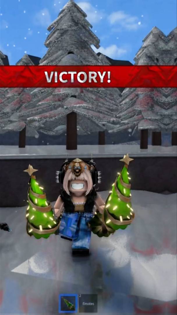 MM2 МАРДЕР РАЗДАËТ ËЛКИ 🤣🤣🤣 #shorts смотреть онлайн