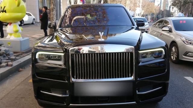 The ROLLS-ROYCE Cullinan #cullinan #rollsroycecullinan смотреть онлайн