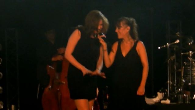 Zaz prevod (koncert Skopje) смотреть онлайн