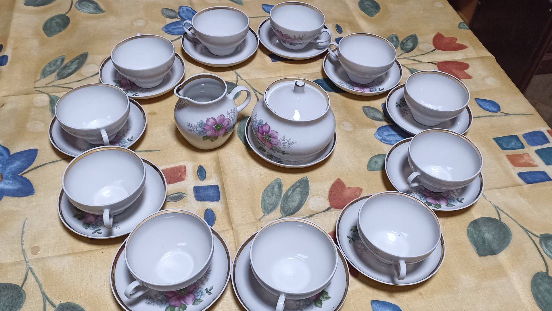 Чайный сервиз смотреть онлайн