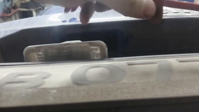 Киа Рио замена лампочки подсветки номера смотреть онлайн