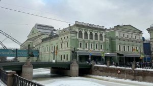 Посмотрим на Мариинский театр в Петербурге со всех сторон и кое-что еще на набережной Крюкова канала