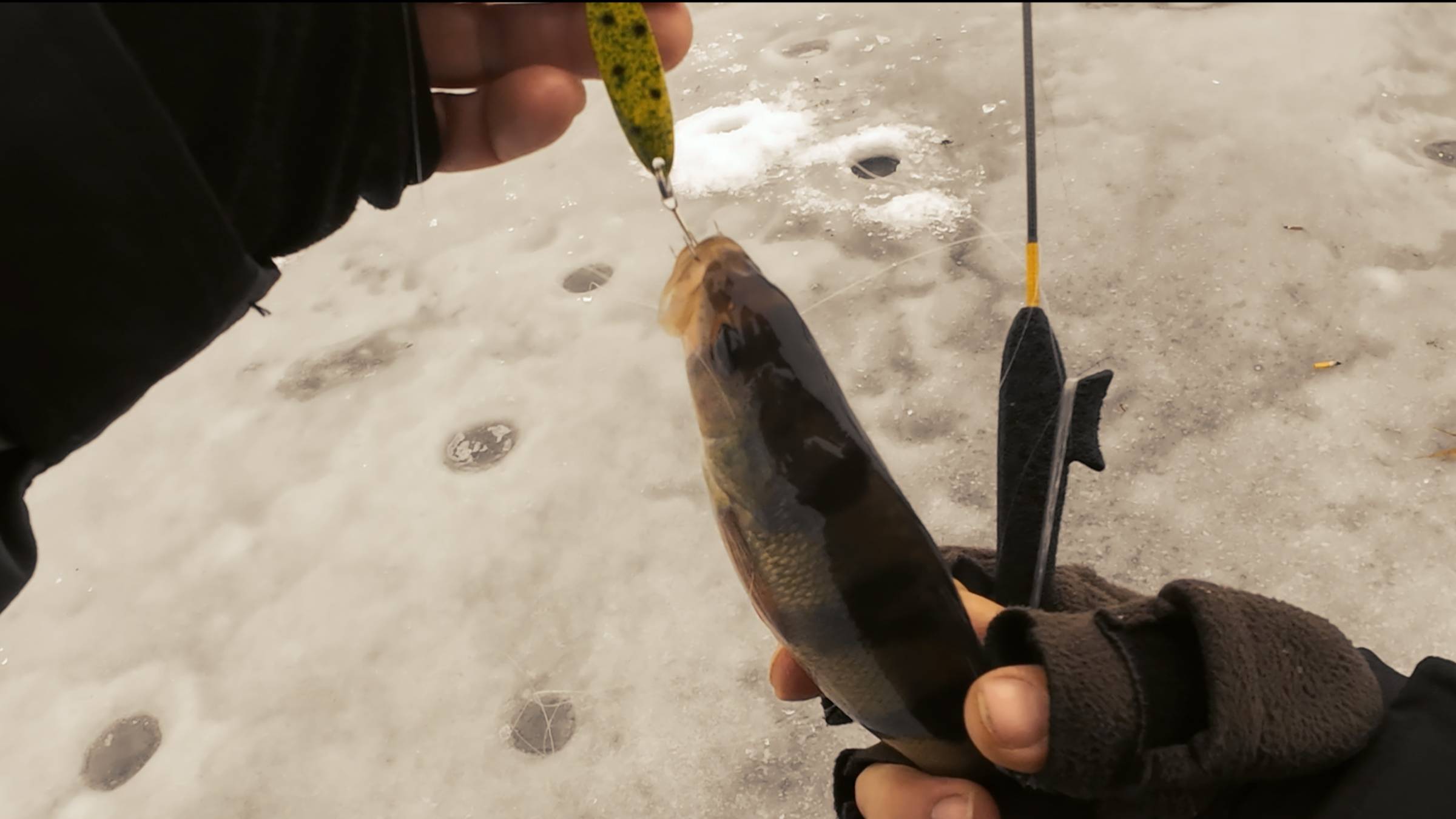 Чем хуже погода тем лучше клёв смотреть онлайн