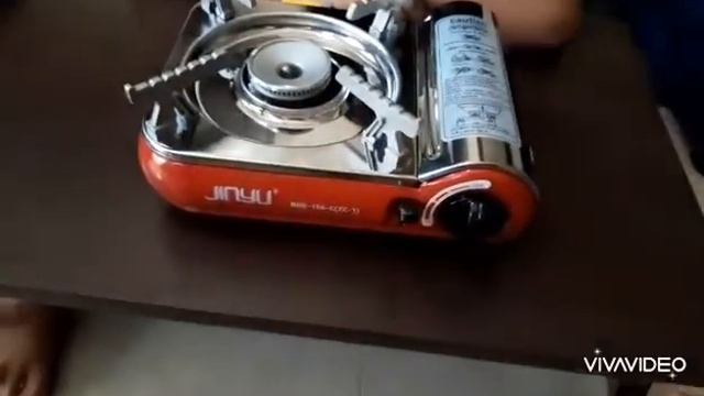 Father and Son Unboxing Mini Portable Gas Stove смотреть онлайн
