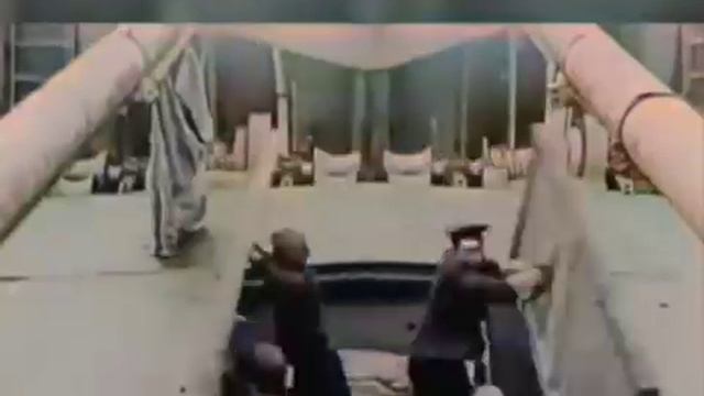 Как прятали орудия на грузовых судах смотреть онлайн