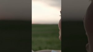 АЛЕКСАНДР ИЛЛЮЗОВ ПОЕТ ПЕСНЮ О ЛЮБВИ! - НЕПОВТОРИМАЯ (МИНИ КЛИП)