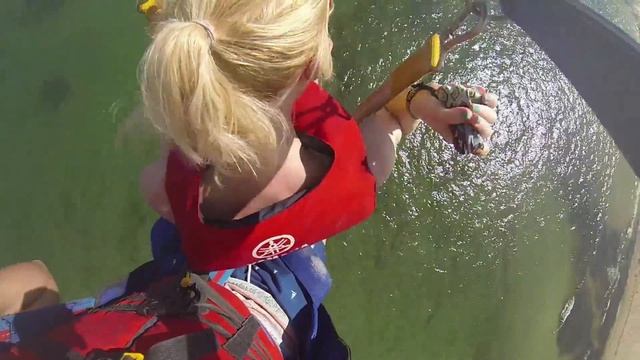 Parasailing at sahara beach resort in Tunisia with my GoPro Hero 3 Black... смотреть онлайн