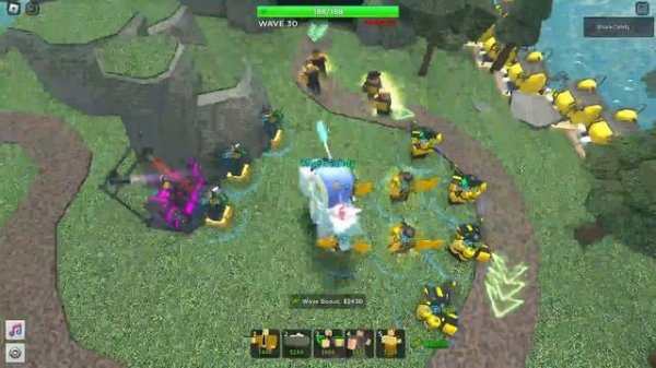 Golden Crook Boss VS Golden MiniGunner I TDS Updated